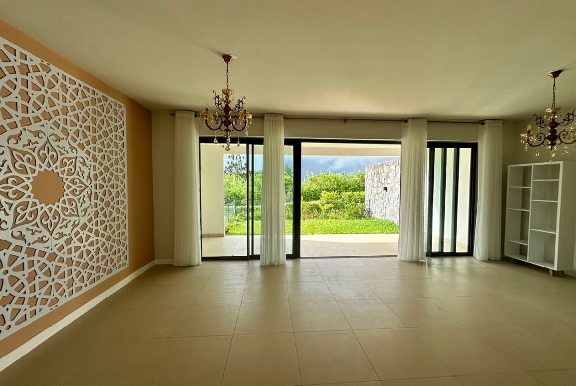 Townhouse Floreal – For Sale - 4